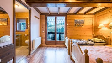 4 quartos, Wi-Fi de cortesia, roupa de cama