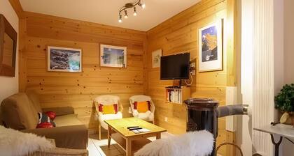 Chalet 'Genepi - 14p' avec vue sur les montagnes, terrasse privée et Wi-Fi