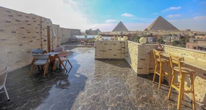 Pyramids Solar Boat Inn