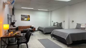 1 Schlafzimmer, Bügeleisen/Bügelbrett, WLAN