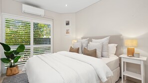 3 bedrooms, iron/ironing board, WiFi