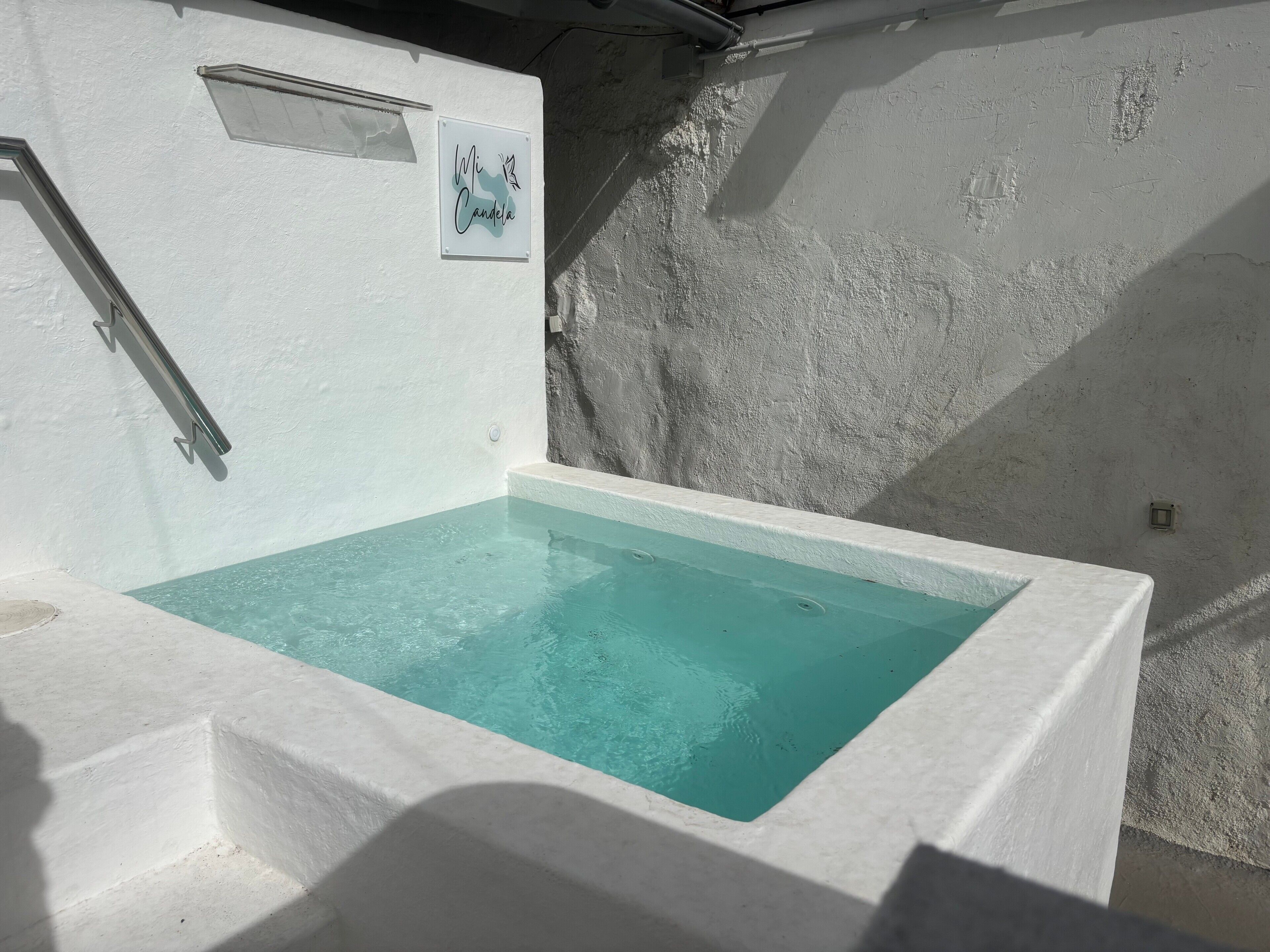 Bañera de hidromasaje exterior