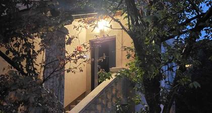 Cozy 4star studio with AC, fitness room, hottube , WiFi in enjoyable Zagreb