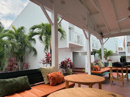 Restaurante. The Island Garden Hotel