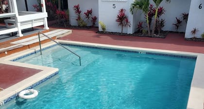 The Island Garden Hotel