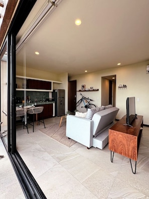 Smart TV - BOHO Loft Steps from the Beach (Holbox)