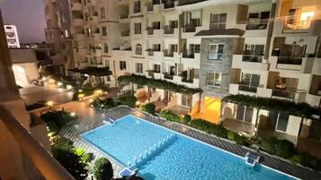 Individually decorated, individually furnished, desk, laptop workspace