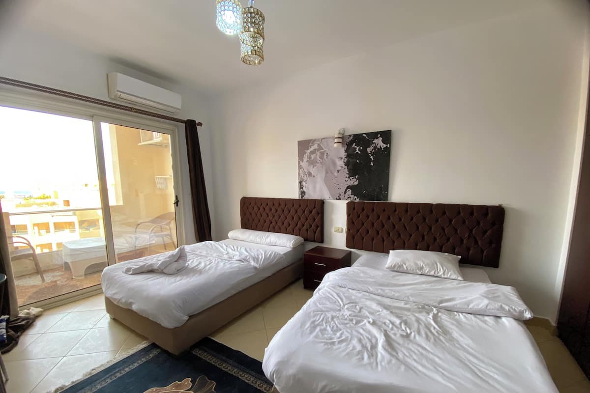 Economy-studio, merinäköala | 1 makuuhuone, työpöytä, kannettavalle tietokoneelle sopiva työtila