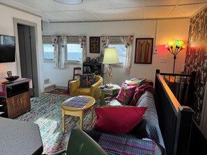 TV connectée, cheminée