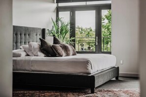 Executive Room | Free WiFi, bed sheets - The British Hotel (Gatineau)