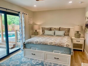 3 bedrooms, iron/ironing board, travel cot, free WiFi - Granite Bay Farmhouse Retreat with Pool & Outdoor Oasis (Granite Bay)