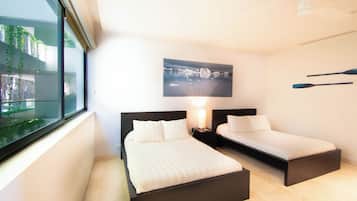 Luxury Condo, Ocean View | 4 bedrooms, iron/ironing board, free WiFi