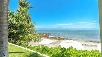 Beach/ocean view