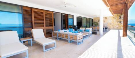 Appart'hôtel Luxe, vue océan | Terrasse/Patio