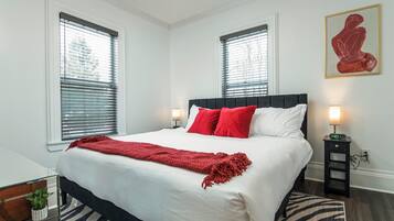 7 bedrooms, iron/ironing board, WiFi, bed sheets
