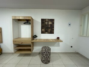 Deluxe Twin Room, 1 Bedroom | Living area | TV - Hospedarte Cali (Cali)