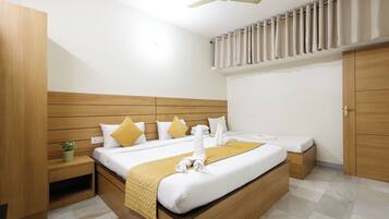 2 bedrooms, WiFi, bed sheets