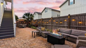 Interior - Pool, Firepit, Near Miramar Beach Access Blue Surf Lane by Avantstay (Miramar Beach)