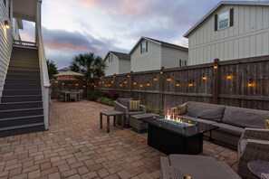 6 bedrooms - Blue Surf Lane Miramar Beach Home w Pool Firepit Golf Cart Quick Beach Access (Miramar Beach)