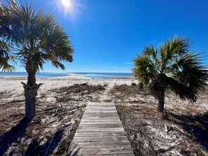 Sun loungers, beach towels - 3BR, 2BA Beach Front Peaceful Retreat Recently Renovated with Private Boardwalk (Alligator Point)