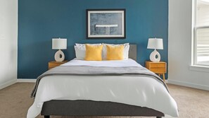 1 slaapkamer, een bureau, een strijkplank/strijkijzer, wifi