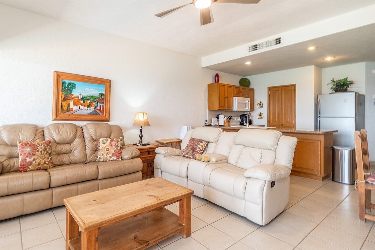 Condo, 1 King Bed with Sofa bed, Balcony, Ocean View (611) | Living area | MP3 dock