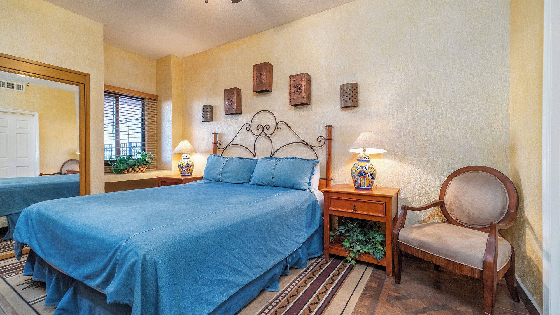 1 chambre, décoration personnalisée, ameublement personnalisé