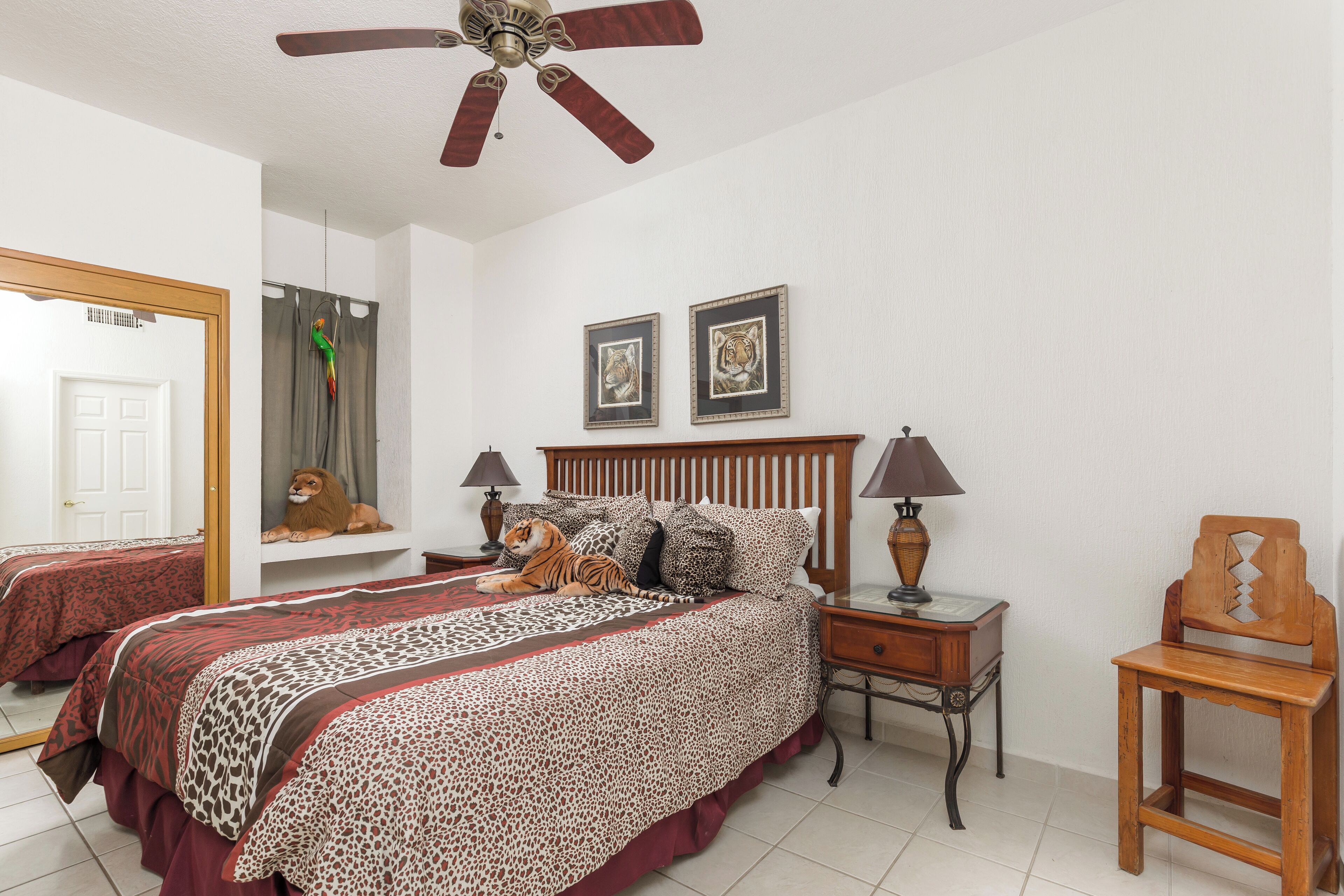 Condo, 1 cama King e sofá-cama, sacada, vista para o oceano (609) | 1 quarto, individualmente decorados, individualmente mobiliados