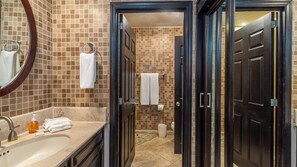 Appart'hôtel, 1 très grand lit, balcon, vue océan (112) | Salle de bain