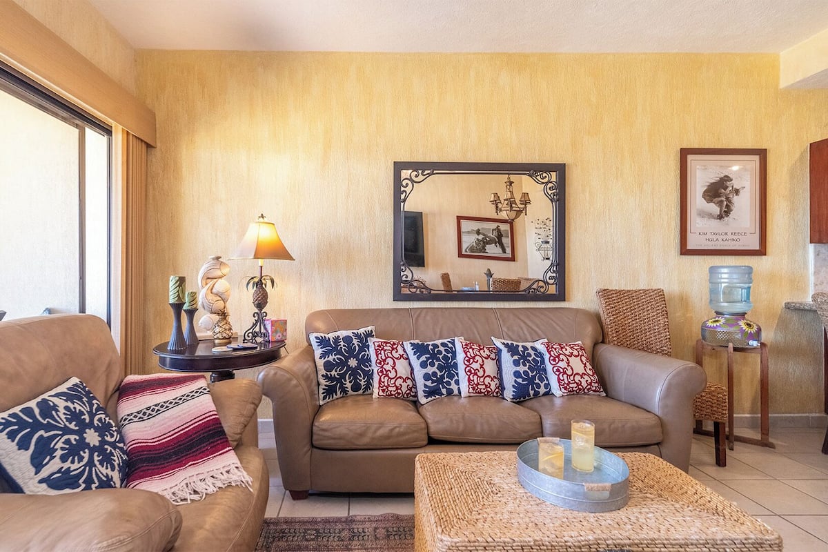 Condo, 1 King Bed with Sofa bed, Patio, Ocean View (109) | Living area | MP3 dock