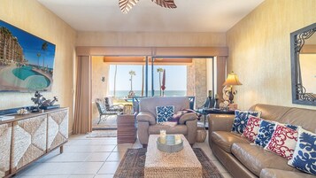 Condo, 1 King Bed with Sofa bed, Patio, Ocean View (109) | Living area | MP3 dock