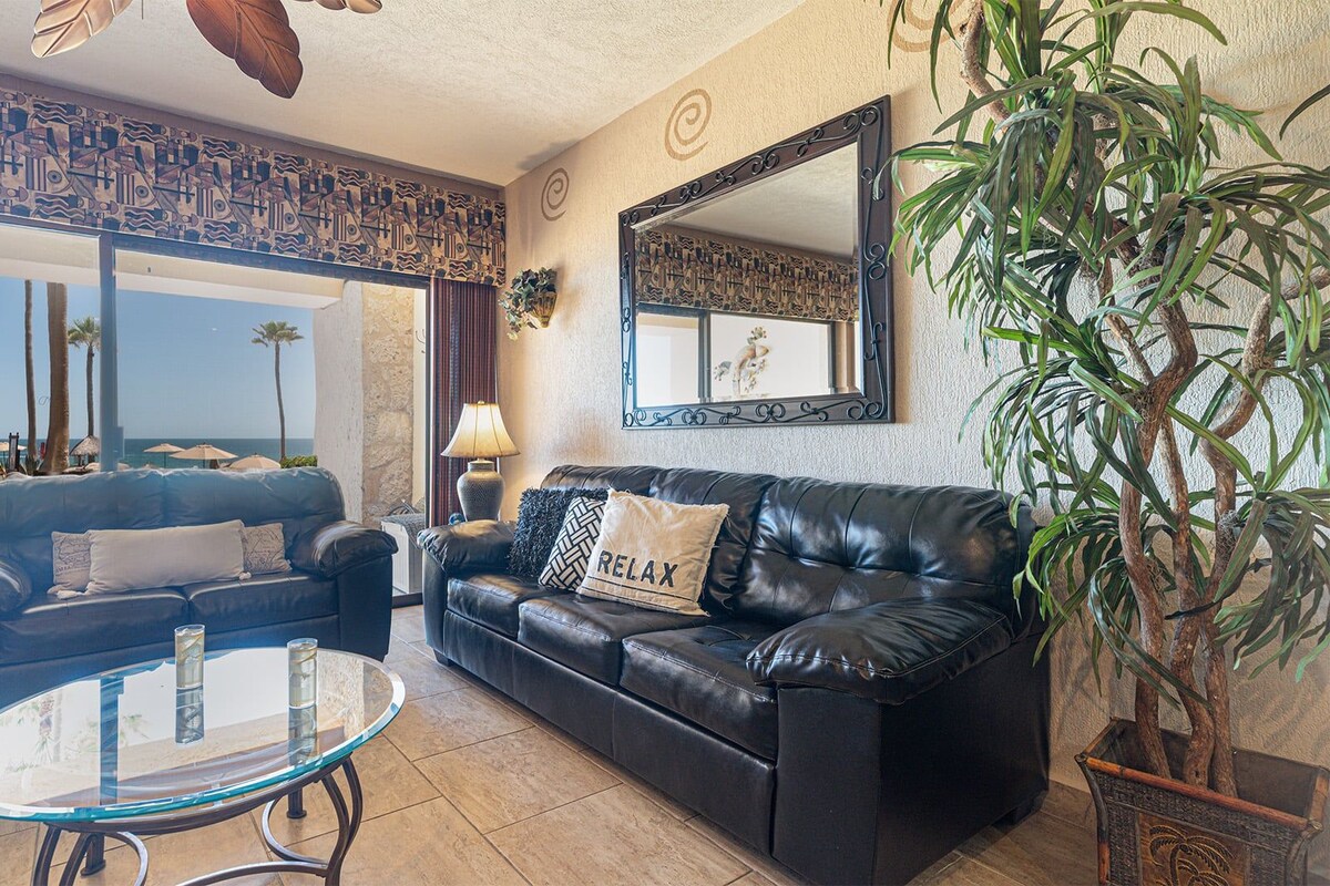Apartamento, 1 cama de matrimonio grande con sofá cama, patio, vistas al mar (111) | Zona de estar