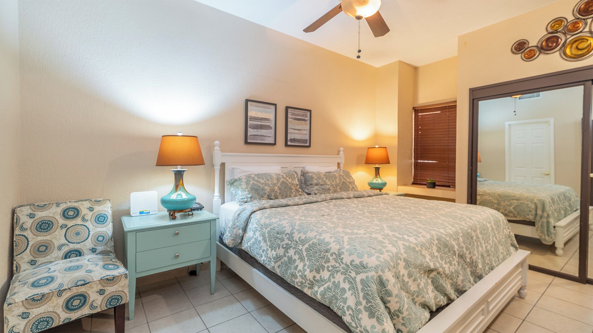 1 chambre, décoration personnalisée, ameublement personnalisé