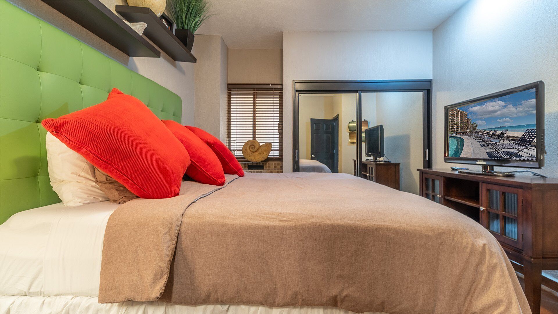 1 chambre, décoration personnalisée, ameublement personnalisé