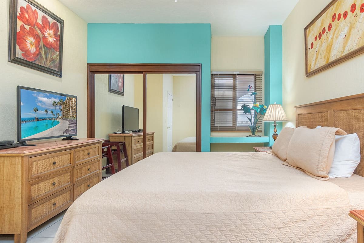 Appartement, 1 kingsize bed met slaapbank, balkon, uitzicht op oceaan (511) | 1 slaapkamer, individueel gedecoreerd, individueel gemeubileerd