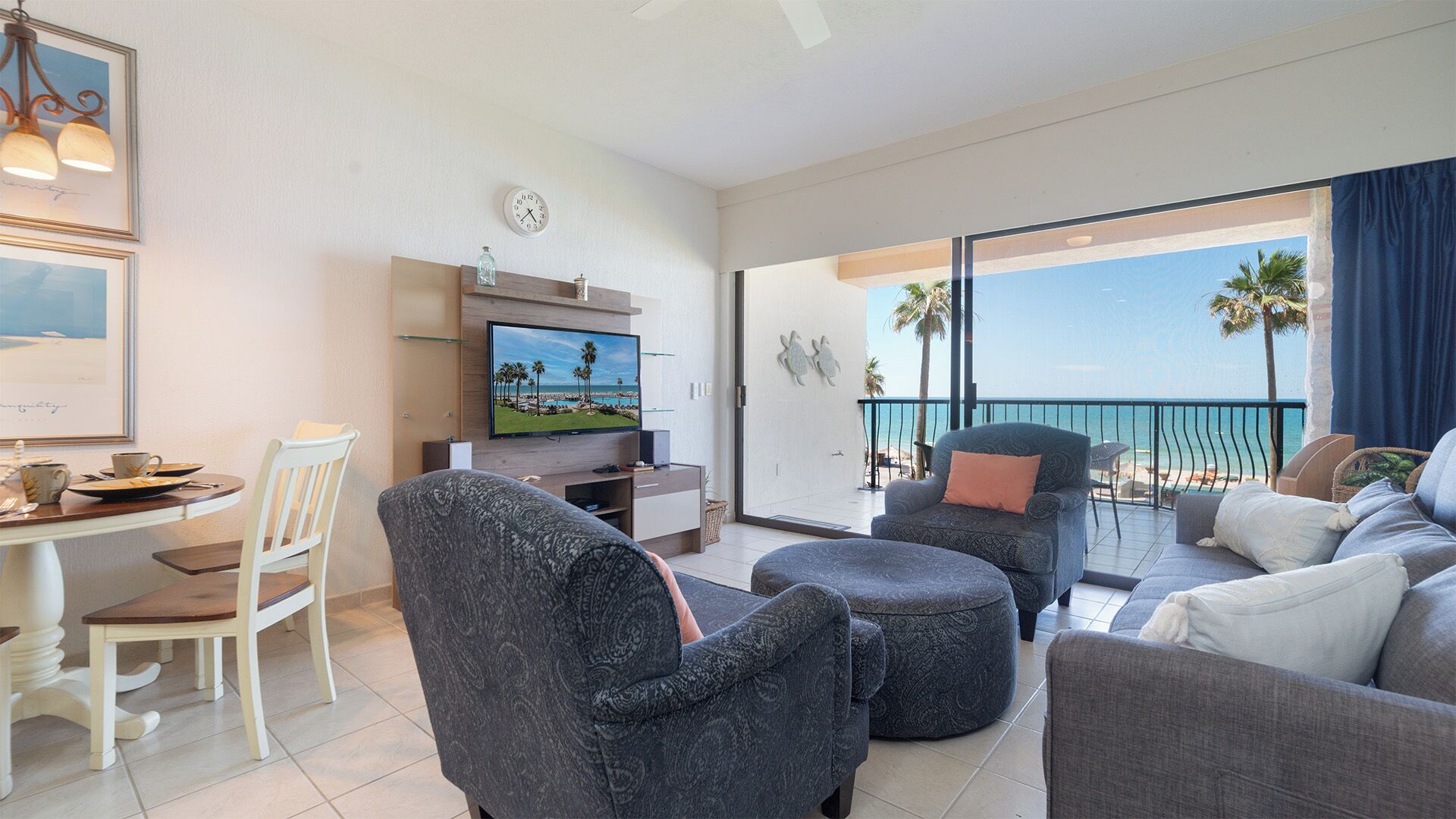 Condo, 1 King Bed with Sofa bed, Balcony, Ocean View (210) | Living area | MP3 dock