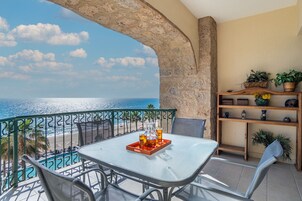 Condo, 1 King Bed with Sofa bed, Balcony, Ocean View (510) | Outdoor dining