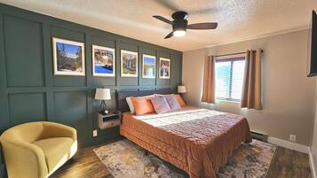 2 bedrooms, in-room safe, WiFi, bed sheets