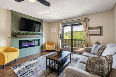 2 King Suites - Near Deadwood, Terry Peak, ATV/Snowmobile Trails & Sturgis