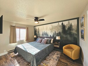 2 bedrooms, in-room safe, WiFi, bed sheets