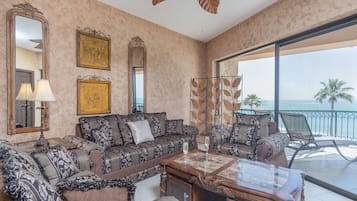 Condo, Multiple Beds, Balcony, Ocean View (304) | Living area | MP3 dock