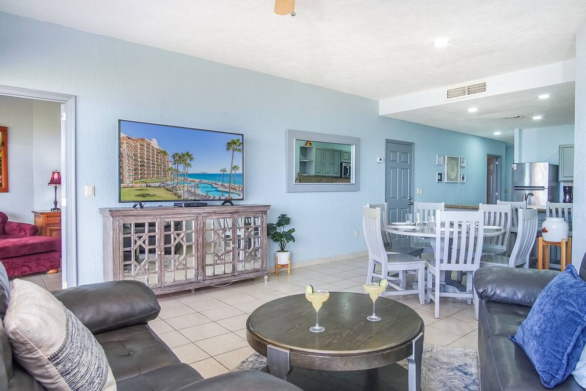 Condo, Multiple Beds, Patio, Ocean View (102) | Living area | MP3 dock