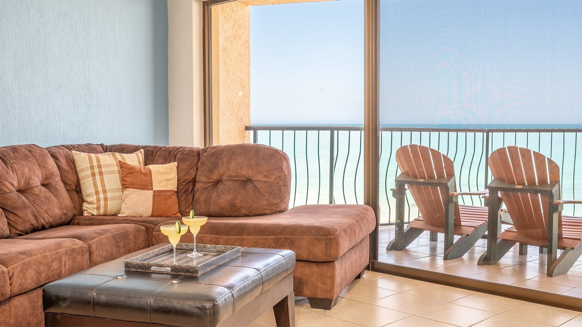 Condo, Multiple Beds, Balcony, Ocean View (606) | Living area | MP3 dock