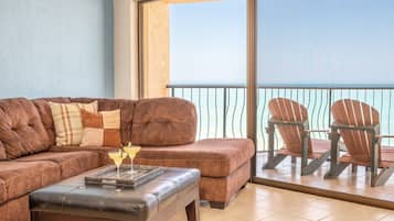 Condo, Multiple Beds, Balcony, Ocean View (606) | Living area | MP3 dock