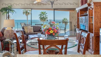 Condo, Multiple Beds, Balcony (Sonoran Sea SSW 306) | Interior