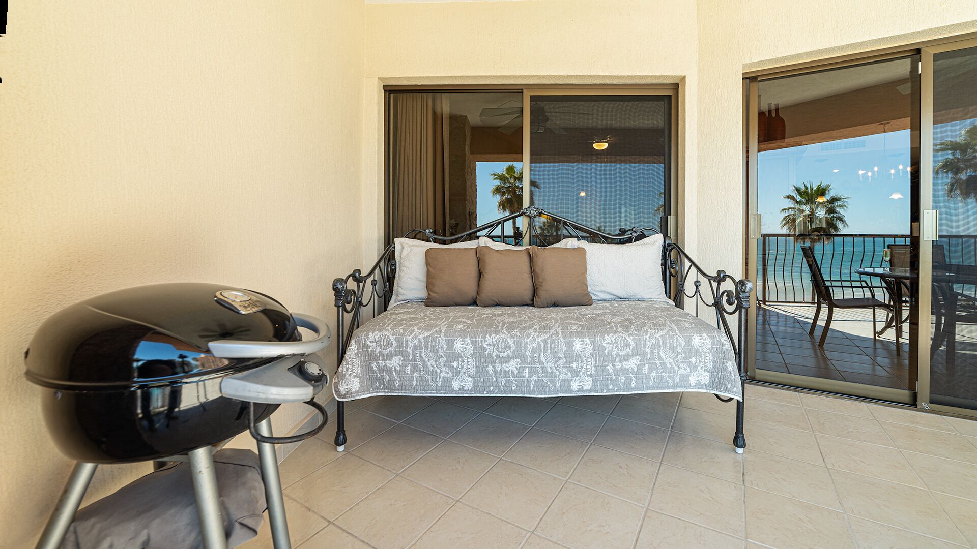 Lejlighed - flere senge - balkon (Sonoran Sea SSW 306) | 2 soveværelser, individuelt design, individuel indretning, sengetøj