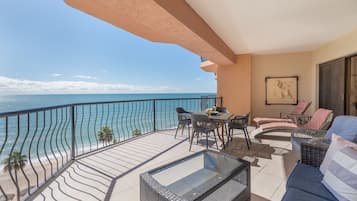 Appartement, Meerdere bedden, balkon, uitzicht op zee (708) | Buiten dineren