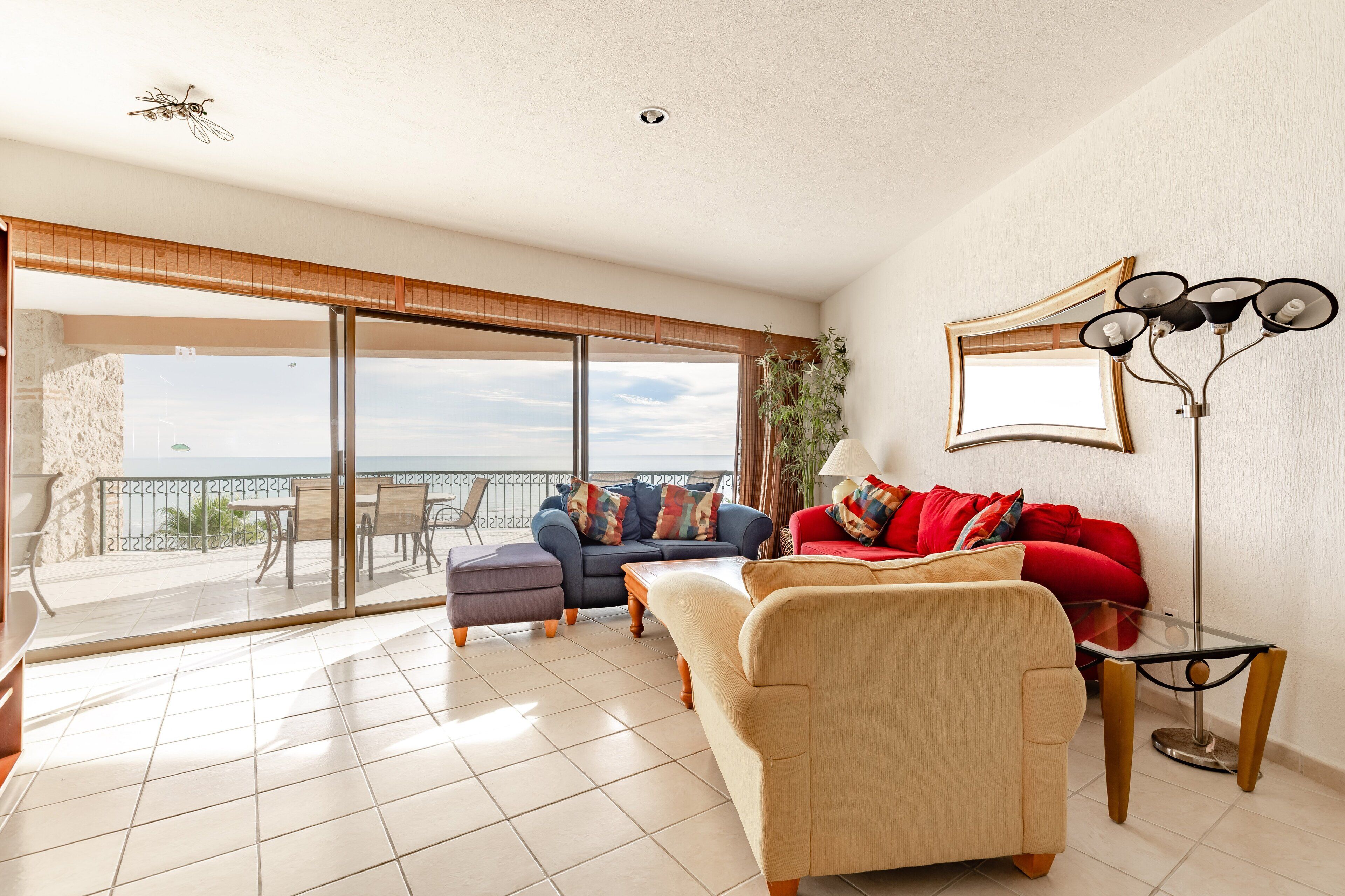 Condo, Multiple Beds, Balcony, Ocean View (401) | Living area