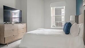 1 sovrum, skrivbord, strykjärn/strykbräda och wi-fi