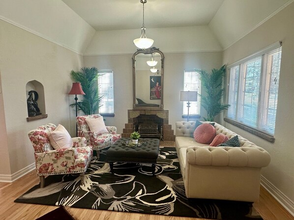 スマートテレビ、暖炉